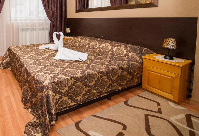 اتاق راحتی, Guest House Amore
