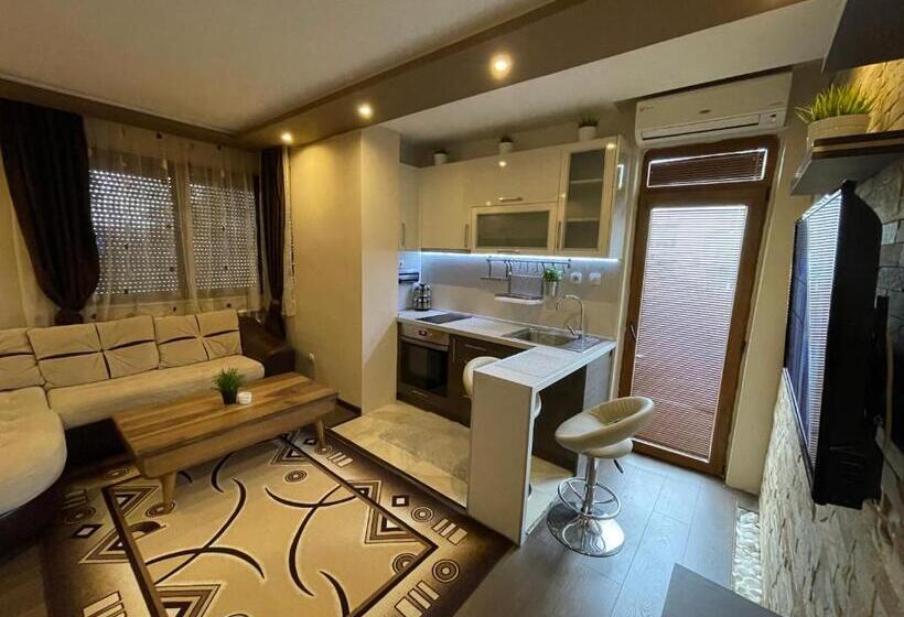 آپارتمان 1 خوابه, Guest House Amore