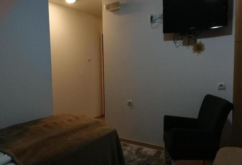 اتاق استاندارد, Rooms Sanja