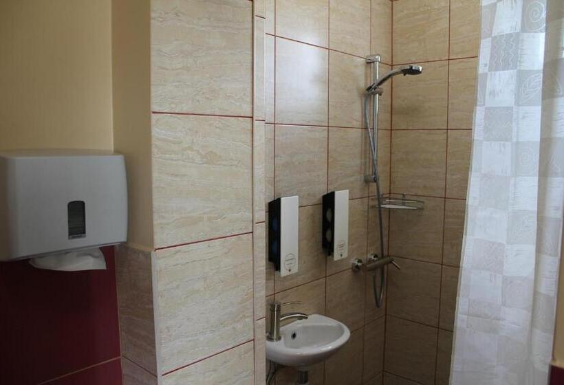 اتاق استاندارد, Villa & Restoran Soffa