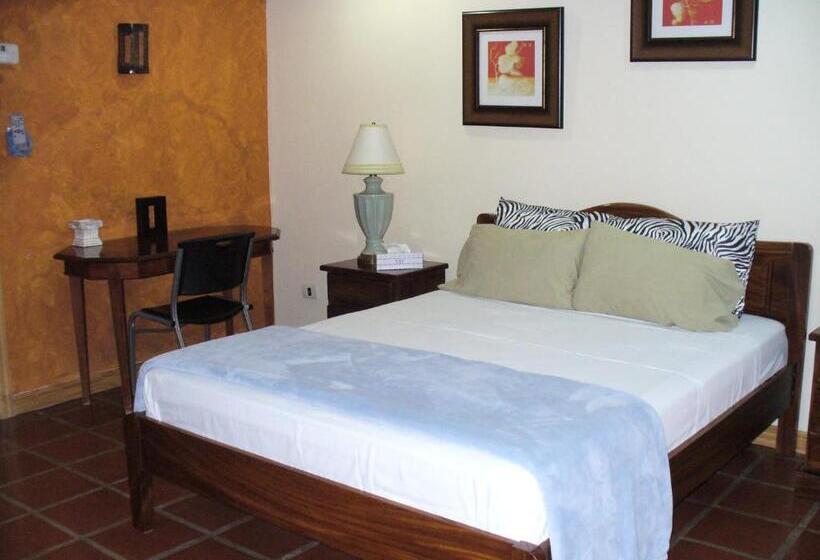 استودیوی استاندارد, Apartotel Don Francisco