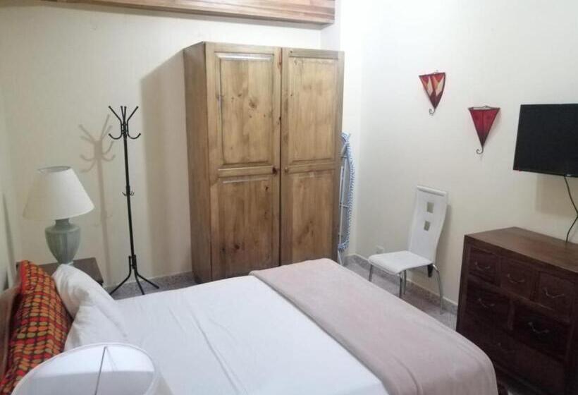 سوییت اجرایی, Apartotel Don Francisco