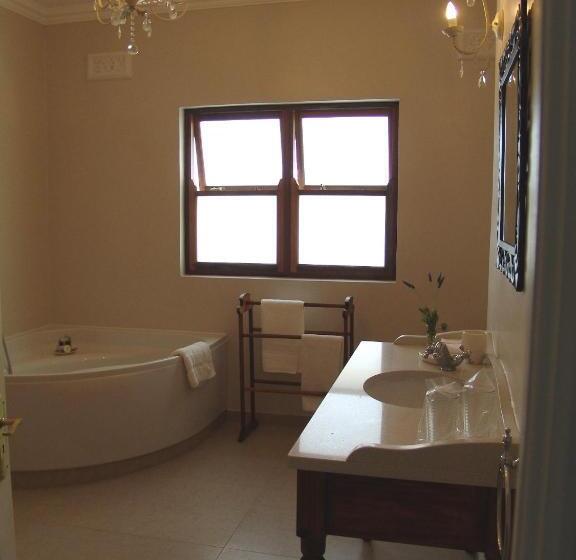 اتاق استاندارد با تخت بزرگ, La Pension Guest House