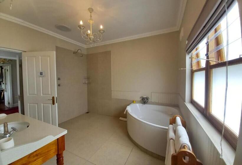 اتاق استاندارد با تخت بزرگ, La Pension Guest House