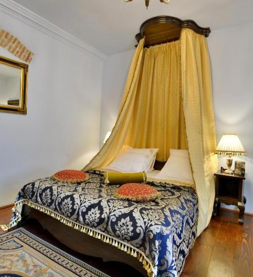 اتاق لوکس, Casa Georgius Krauss Sighisoara