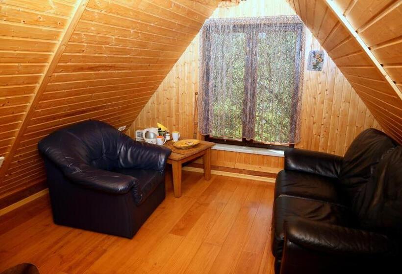 خانه 1 خوابه, Guest House šampētera Māja