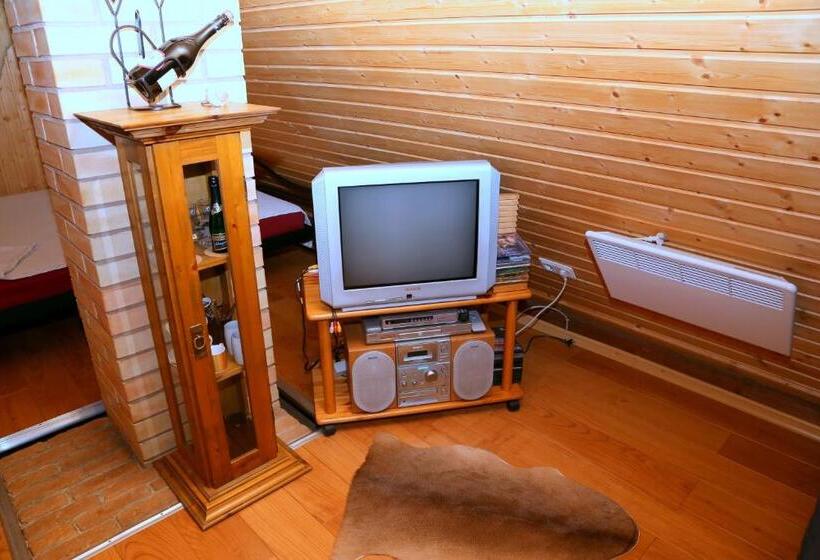 خانه 1 خوابه, Guest House šampētera Māja