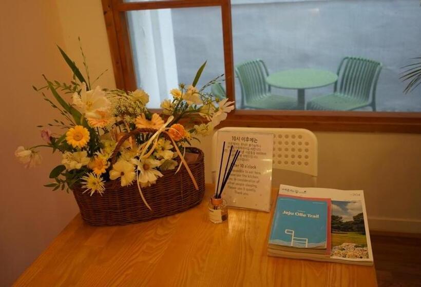 اتاق خانوادگی, Hannahstay Women Only Guesthouse