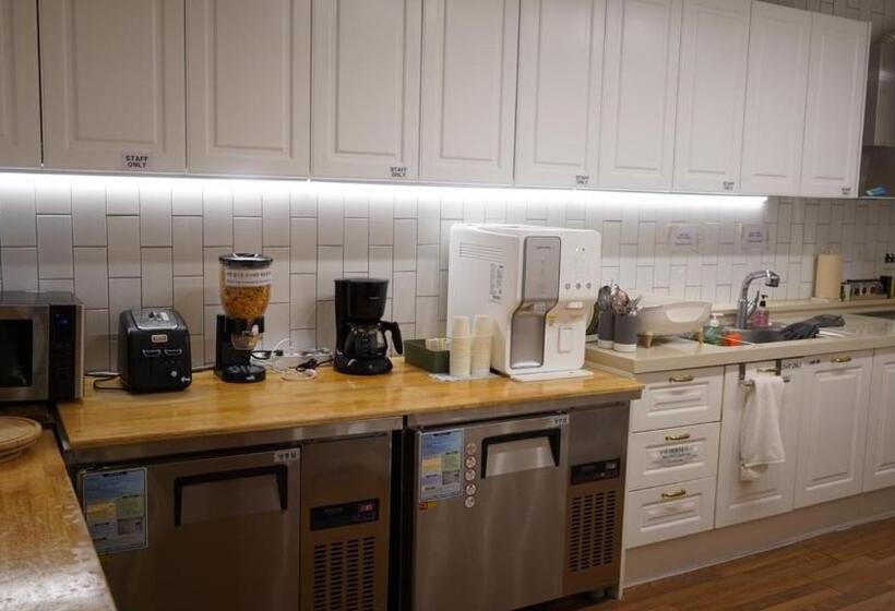 اتاق خانوادگی, Hannahstay Women Only Guesthouse