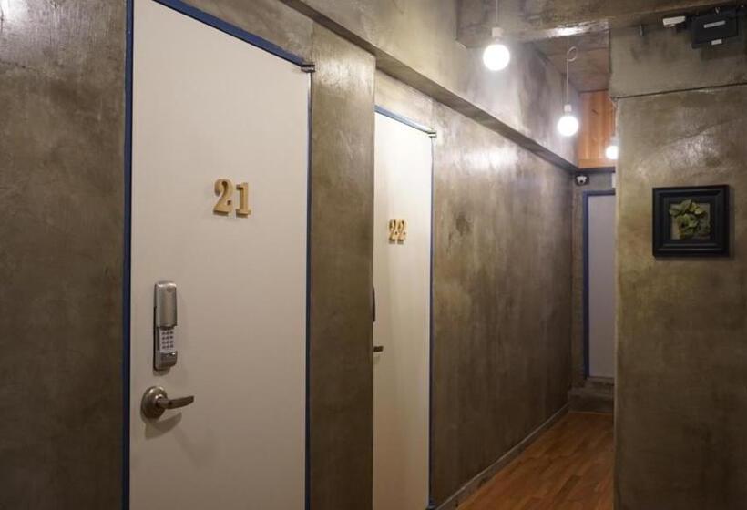 اتاق خانوادگی, Hannahstay Women Only Guesthouse
