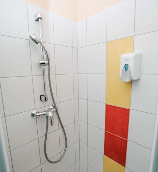 اتاق استاندارد چهار تخته, Penzion Hviezda