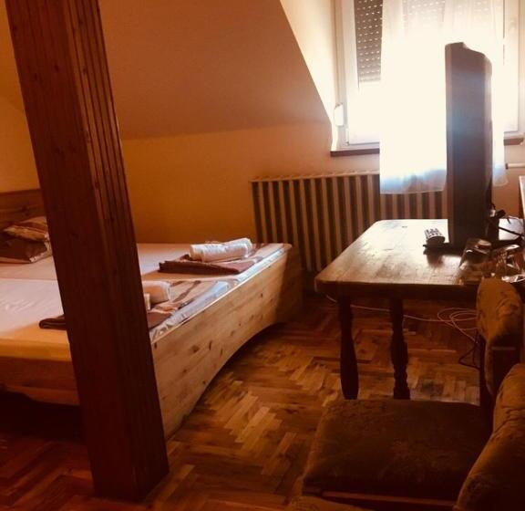 اتاق استاندارد, Rózsakert Panzió