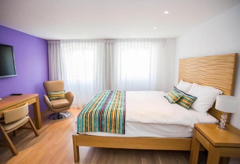 اتاق سوپریور با چشم‌انداز باغ, Guest House Le Charlot