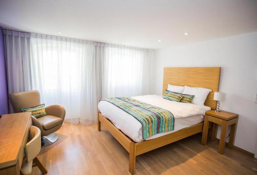 اتاق سوپریور با چشم‌انداز باغ, Guest House Le Charlot