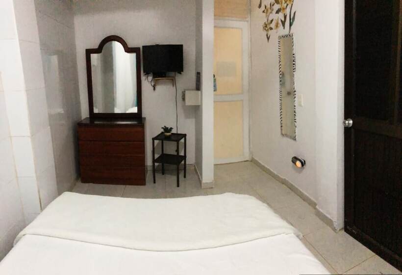 اتاق استاندارد, Hostal Mom Mariela