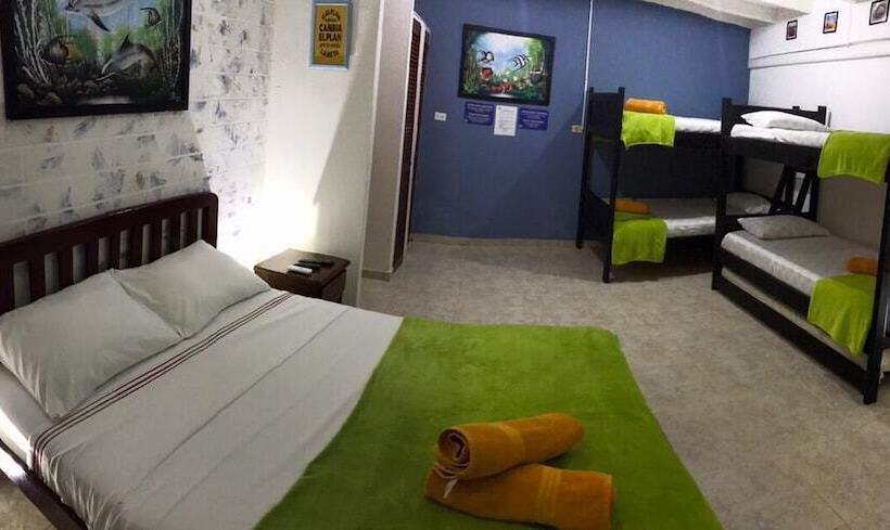 اتاق خانوادگی, Hostal Mom Mariela