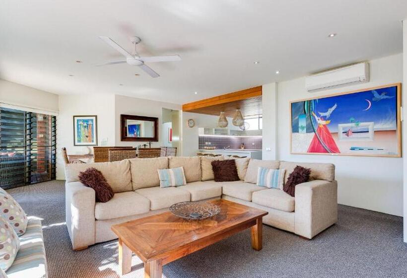 خانه 3 خوابه, Nautilus Beachfront Villas & Spa