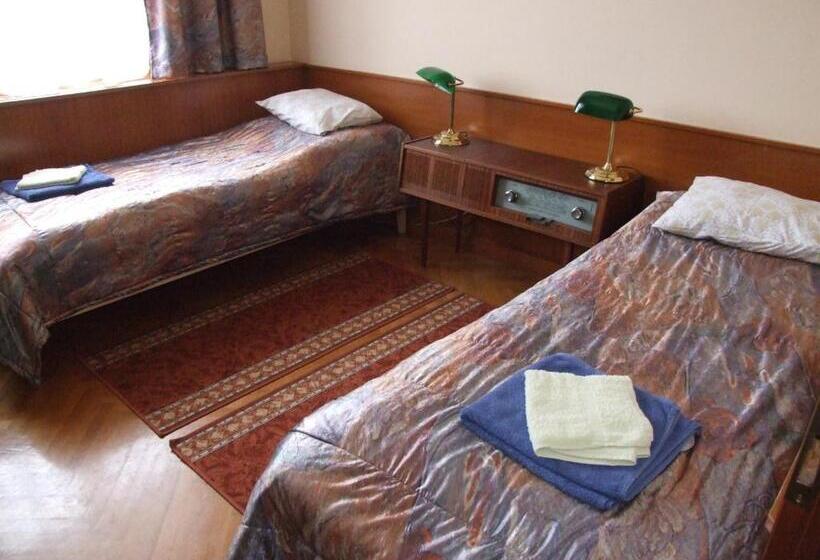 اتاق استاندارد, Art Guesthouse