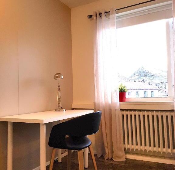اتاق استاندارد با سرویس بهداشتی مشترک, Klara Guesthouse