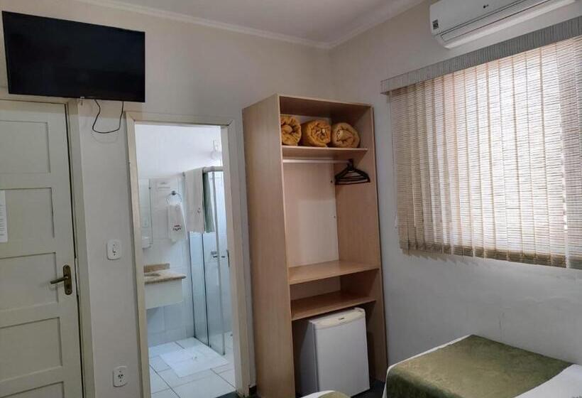 اتاق استاندارد چهار تخته, Pousada Ma Juli