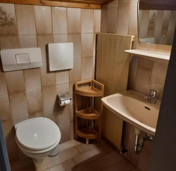 Habitaci�n Est�ndar Abuhardillada, Rosi`s
