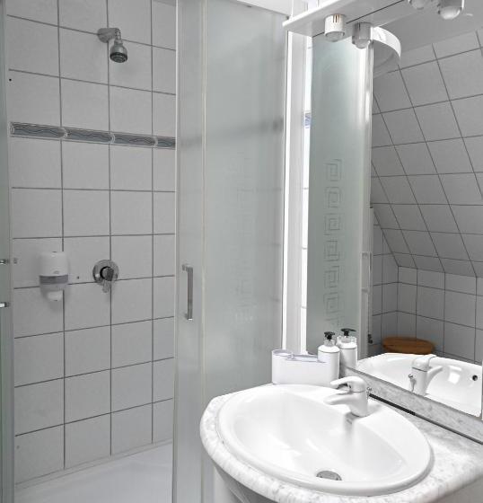 اتاق کلاسیک چهارنفره, Szt. Flórián Vendégház