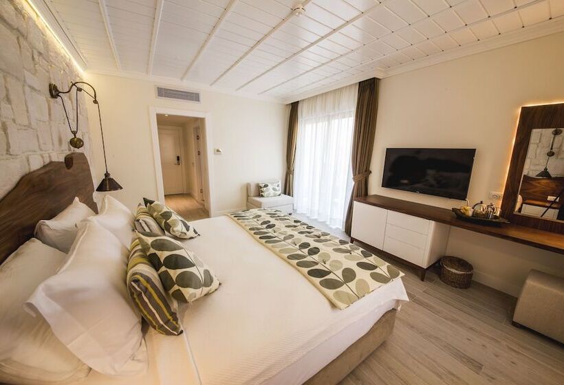اتاق لوکس با چشم‌انداز دریا, Suna Sun Hotel   Adult Only