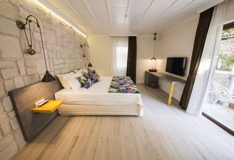 اتاق لوکس با وان آب گرم, Suna Sun Hotel   Adult Only