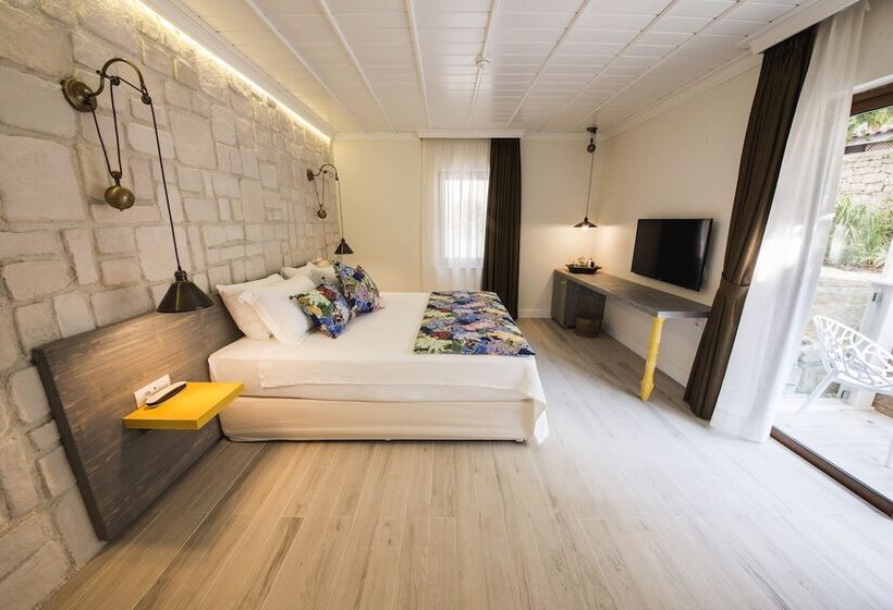 اتاق لوکس با وان آب گرم, Suna Sun Hotel   Adult Only