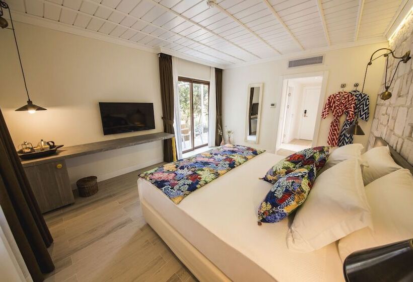 اتاق لوکس با وان آب گرم, Suna Sun Hotel   Adult Only