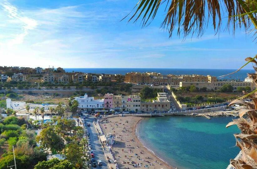 اتاق اساندارد با چشم‌انداز جانبی به دریا, H Hotel - Adults Only