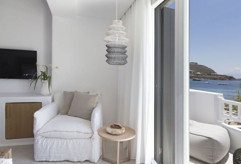 اتاق سوپریور با چشم‌انداز دریا, Adorno Beach Hotel And Suites