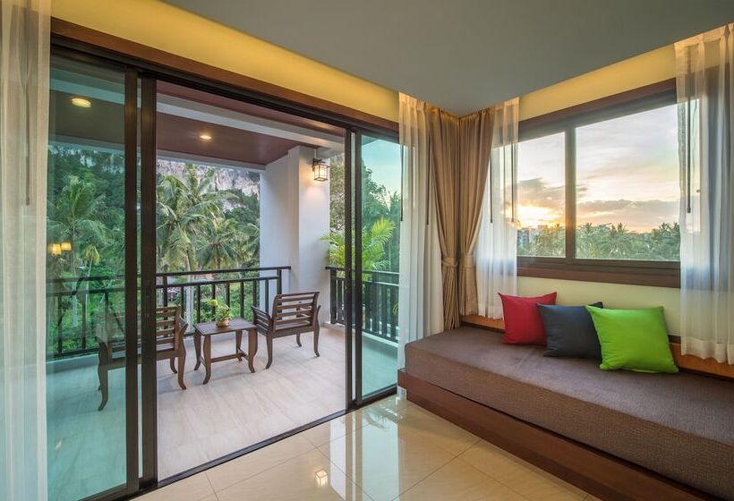 سوییت خانوادگی, Andaman Breeze Resort   Sha Plus