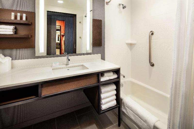 اتاق پرمیوم, Hilton Garden Inn Sacramento Airport Natomas