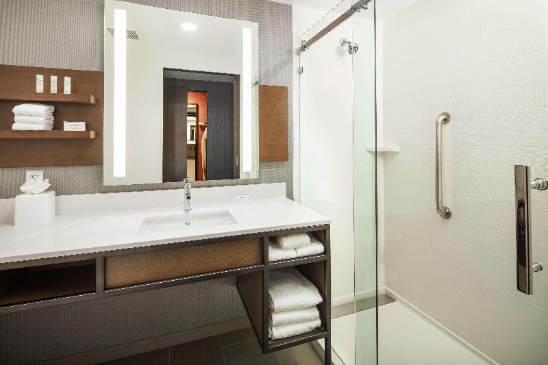 اتاق پرمیوم, Hilton Garden Inn Sacramento Airport Natomas
