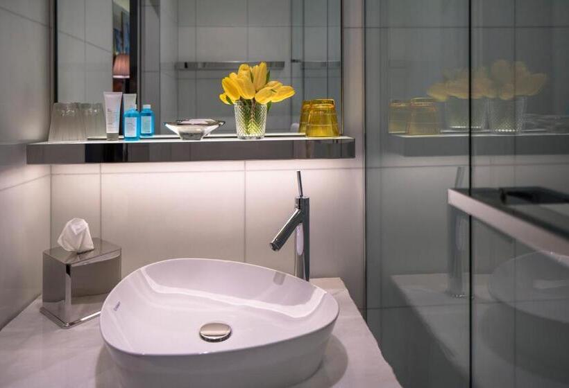 اتاق استاندارد با تخت بزرگ, Park Ave