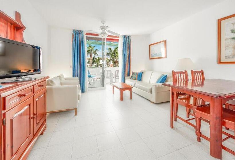 2-Bedroom Classic Apartment, Parque Santiago IV Official