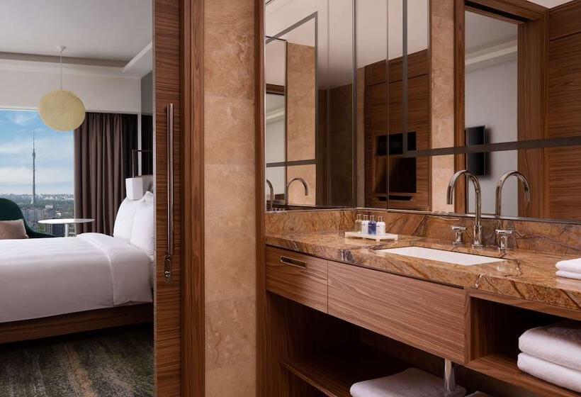 エクゼクティブルーム, Radisson Blu Olympiyskiy