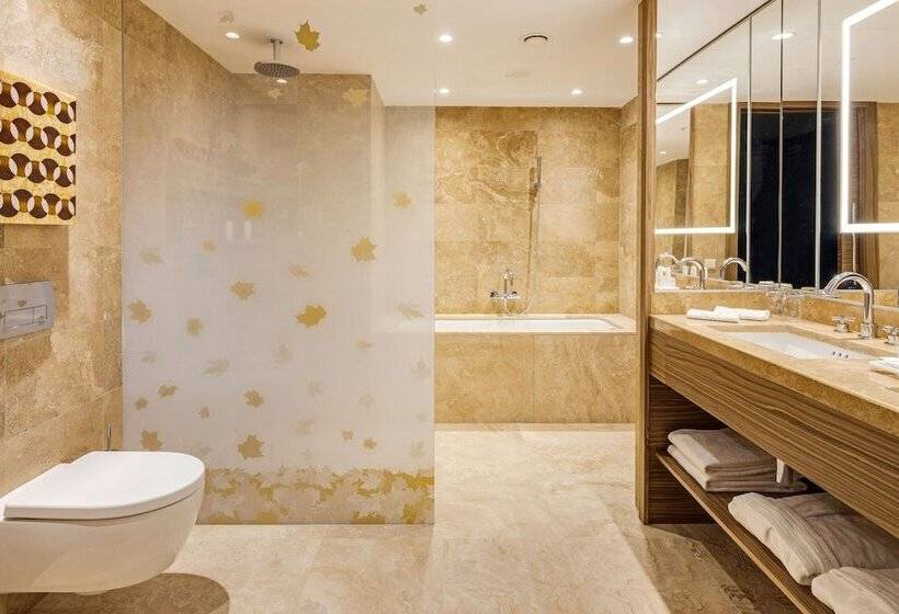 ファミリールーム, Radisson Blu Olympiyskiy