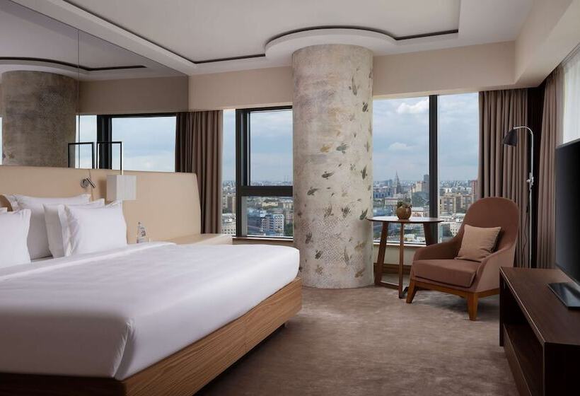 ファミリールーム, Radisson Blu Olympiyskiy