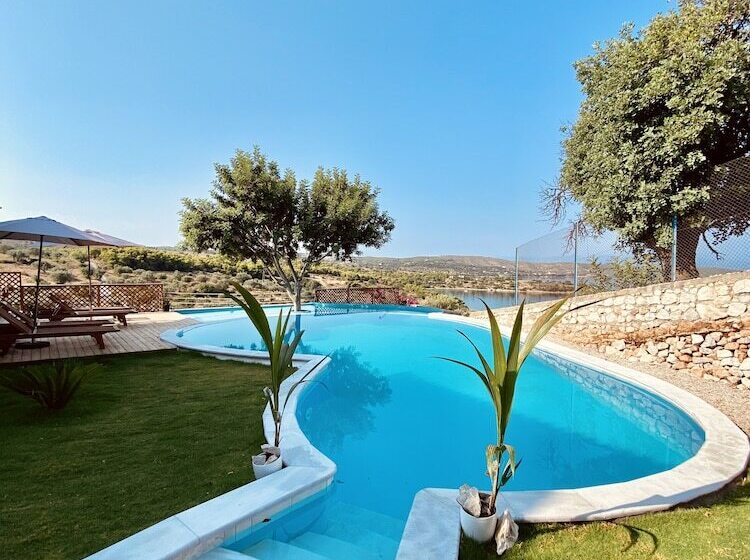 ویلای دلوکس 1 خوابه با چشم‌انداز دریا, Sunny Place Resort