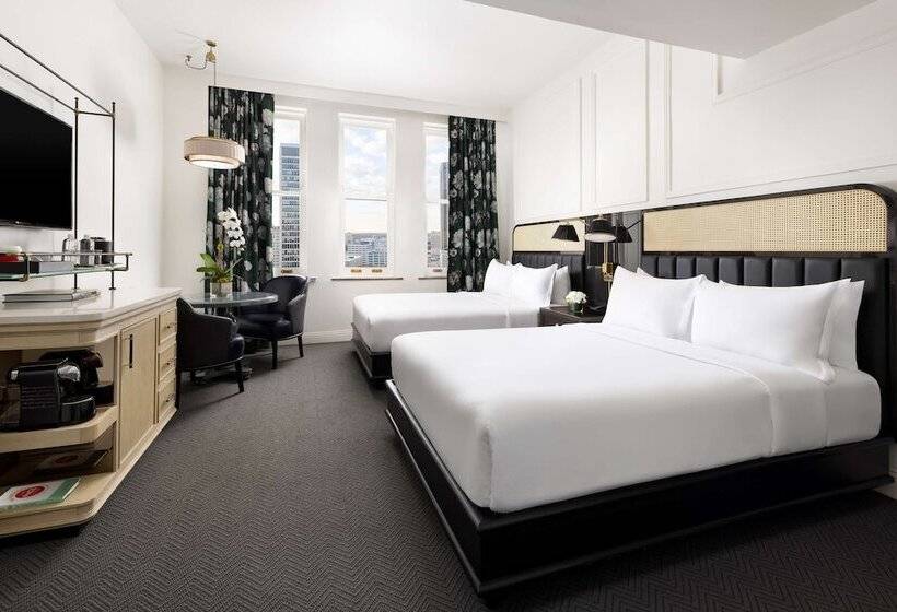 اتاق دلوکس مخصوص معلولین, The Candler Hotel Atlanta, Curio Collection By Hilton