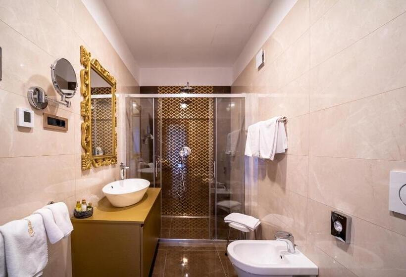 豪华房间, Wine Residence Cattunar