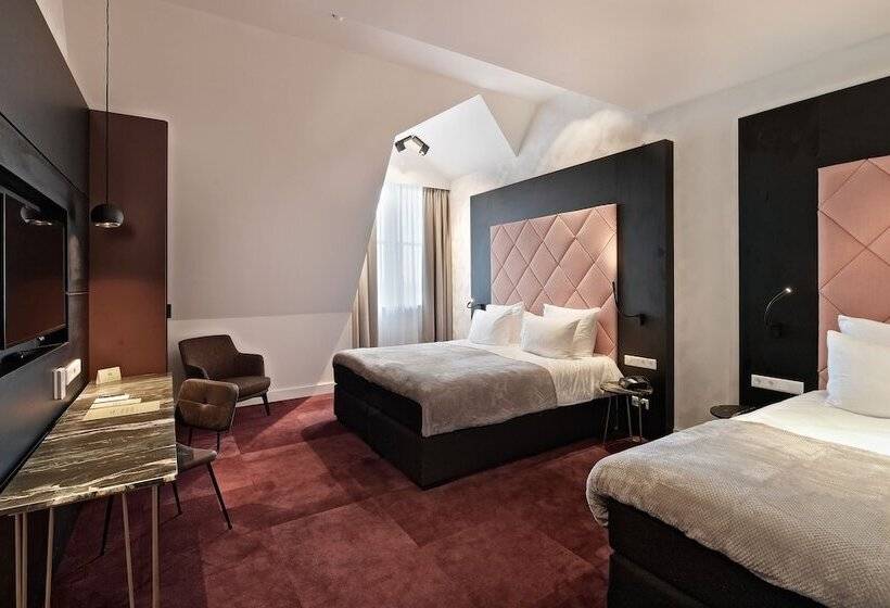 اتاق راحتی سه تخته, Zaan Hotel Amsterdam   Zaandam