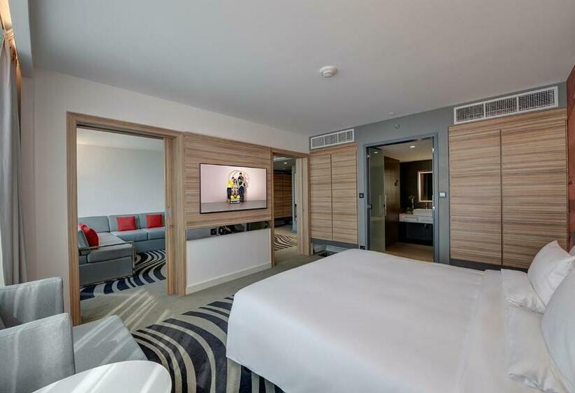 سوییت اجرایی, Novotel Sharjah Expo Centre