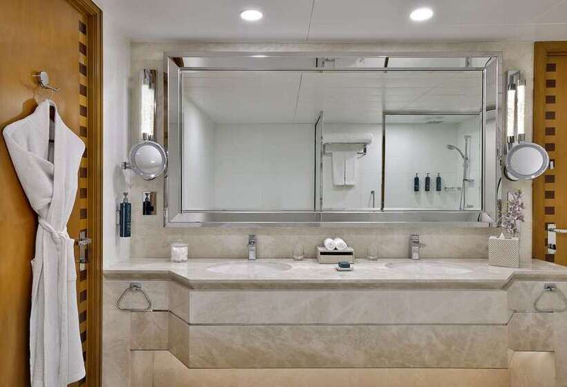 اتاق استاندارد, The Candler Hotel Atlanta, Curio Collection By Hilton