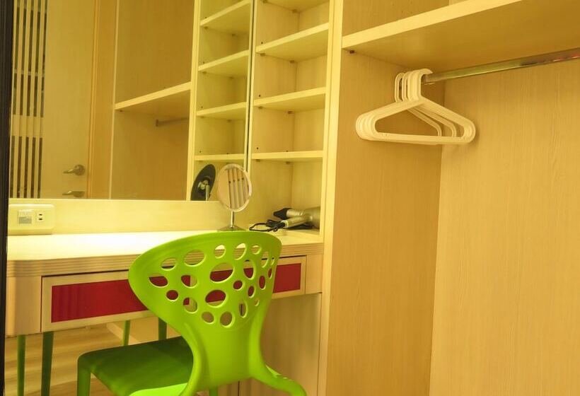 اتاق خانوادگی, Chaopingjia Homestay