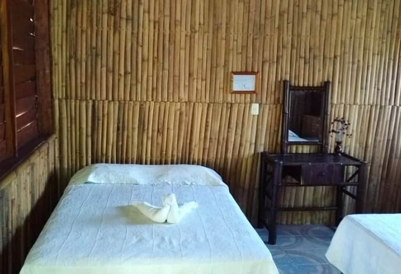 اتاق استاندارد سه نفره, Cabanas Cascadas Encantadas