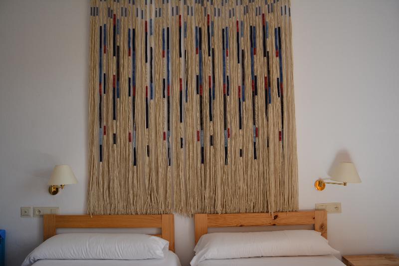 اتاق سوپریور, Posada Hoyos De Iregua