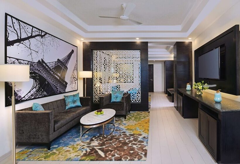 سوییت اجرایی, Radisson Chandigarh Zirakpur